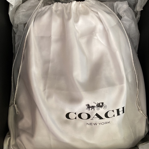 Coach Disney Mickey Mouse X Keith Haring Collaboration Academy Backpack - Picture 13 of 16